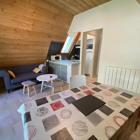 Le Hotel