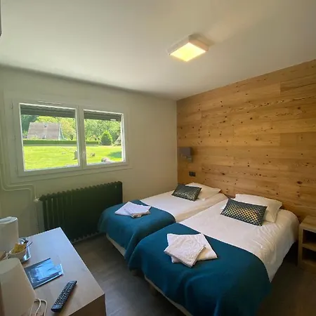 Le Hotel 3*