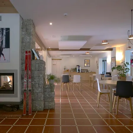 Le Hotel Sainte-Marie-de-Campan