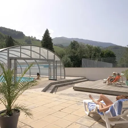 Le Hotel